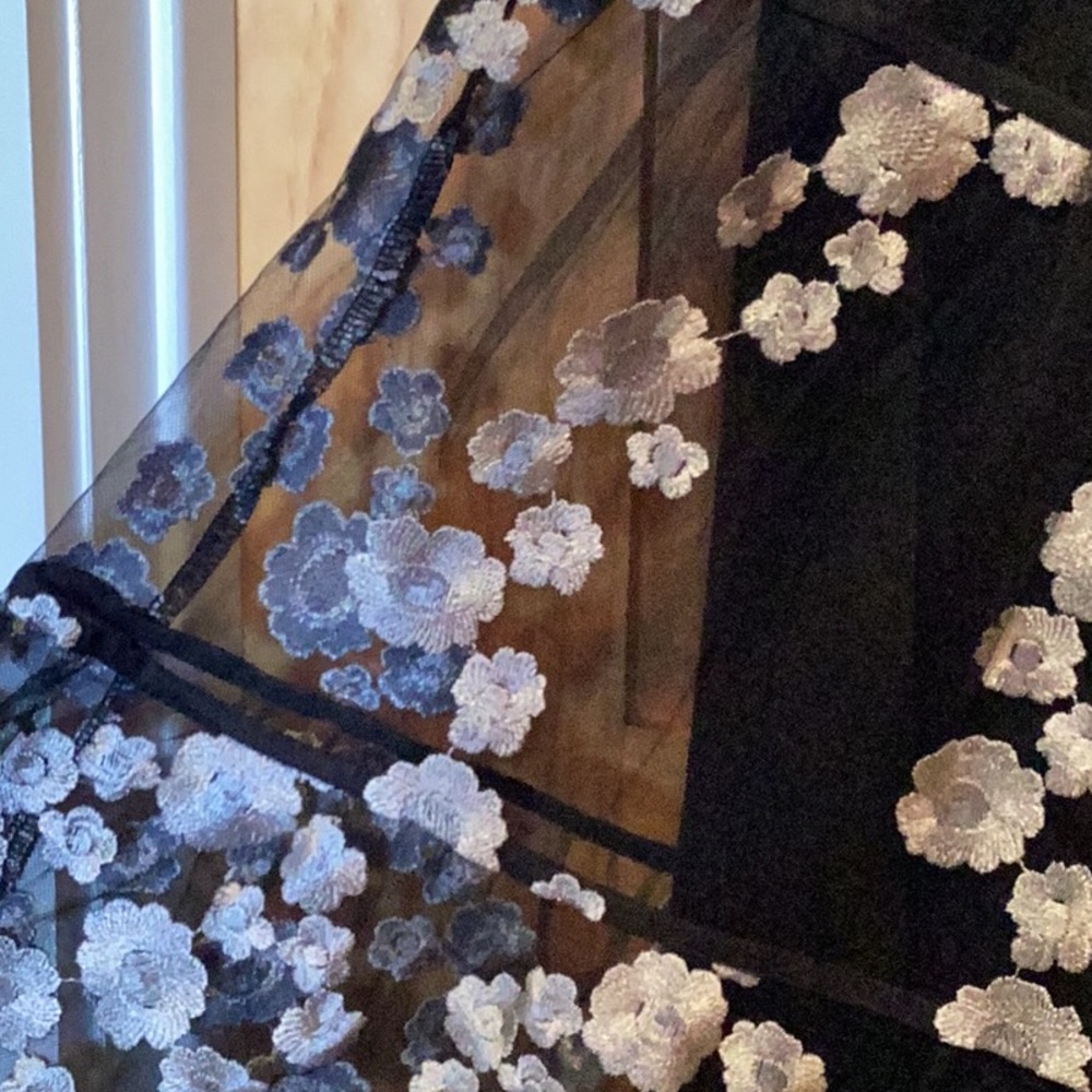 Black & Silver Layered Skirt - Picture 5 of 8
